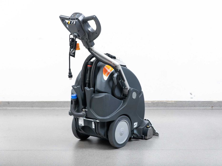 TASKI PROCARPET 45 Nowa Maszyna Do Prania Dywanów I Wykładzin Ø450mm 230V 12000 netto