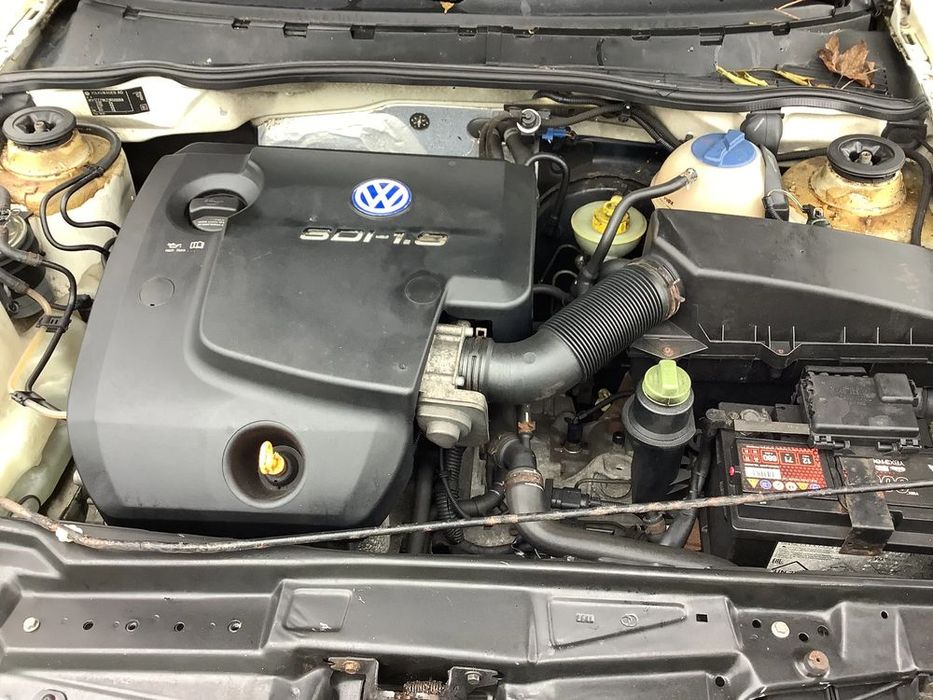 Volkswagen Caddy 2002 1.9 SDi 64cv - Para Peças