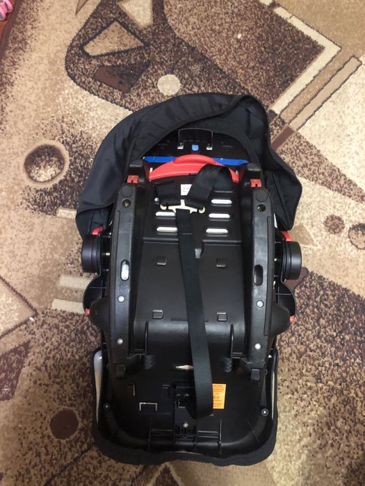 Продам авто крісло 0-12кг