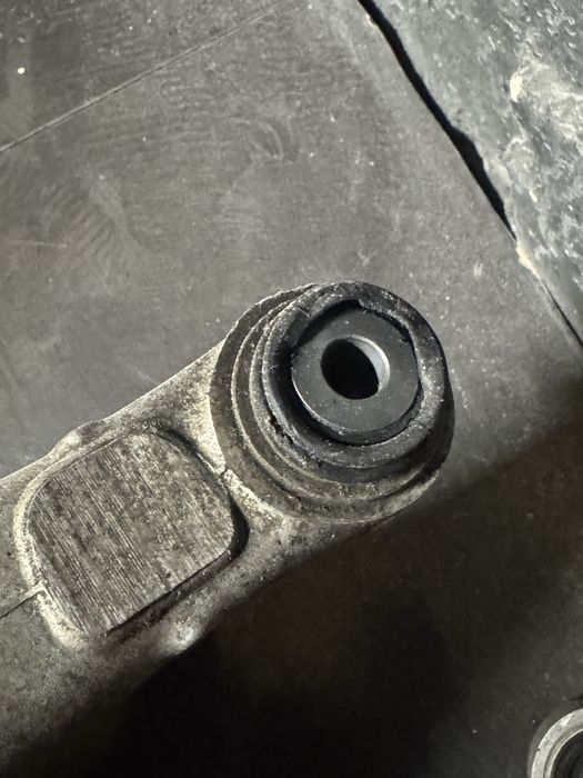 Продам ричаг/важіль для tesla model s/x