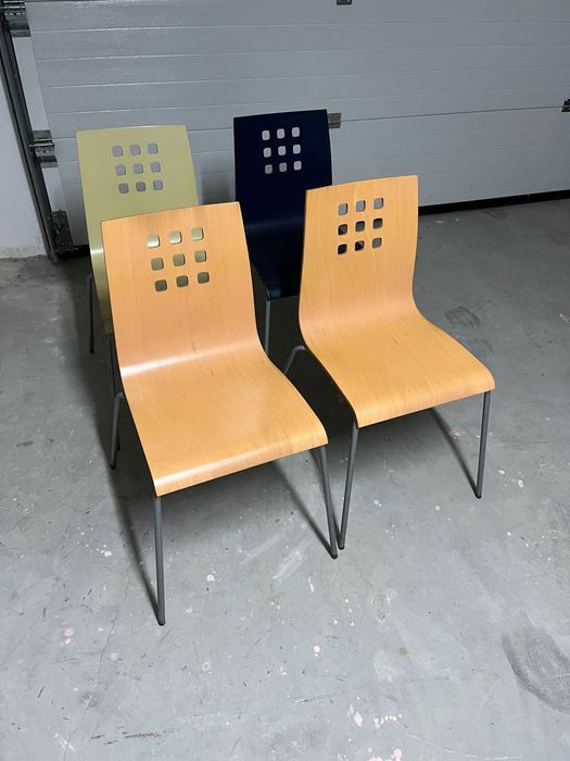 Cadeiras, 10€ cada unidade ou 55€ por 7 unidades