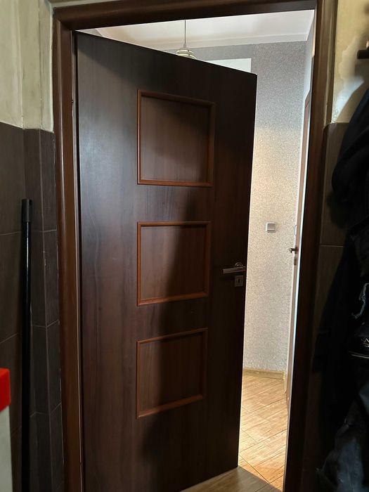 Drzwi wewnętrzne używane.