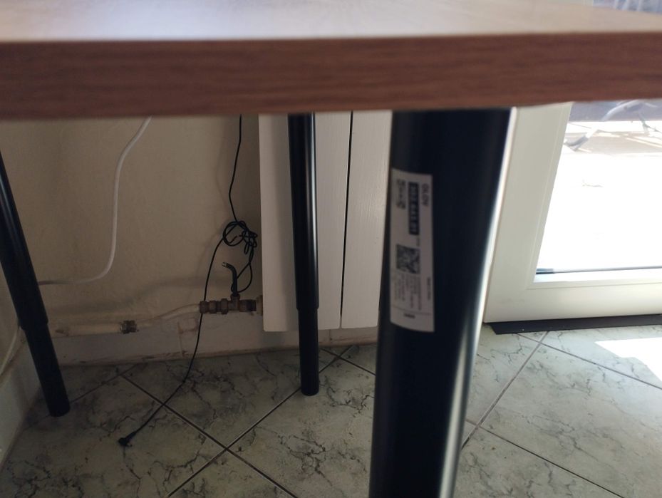 Biurko regulowana wysokość  Ikea + dąb