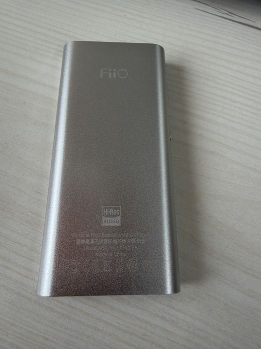 Fiio m3k + micro SD Samsung 64 gb