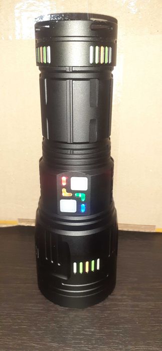 Вражаючий дальнобійний ліхтар-gt 61 з дальностю 1500 метрів