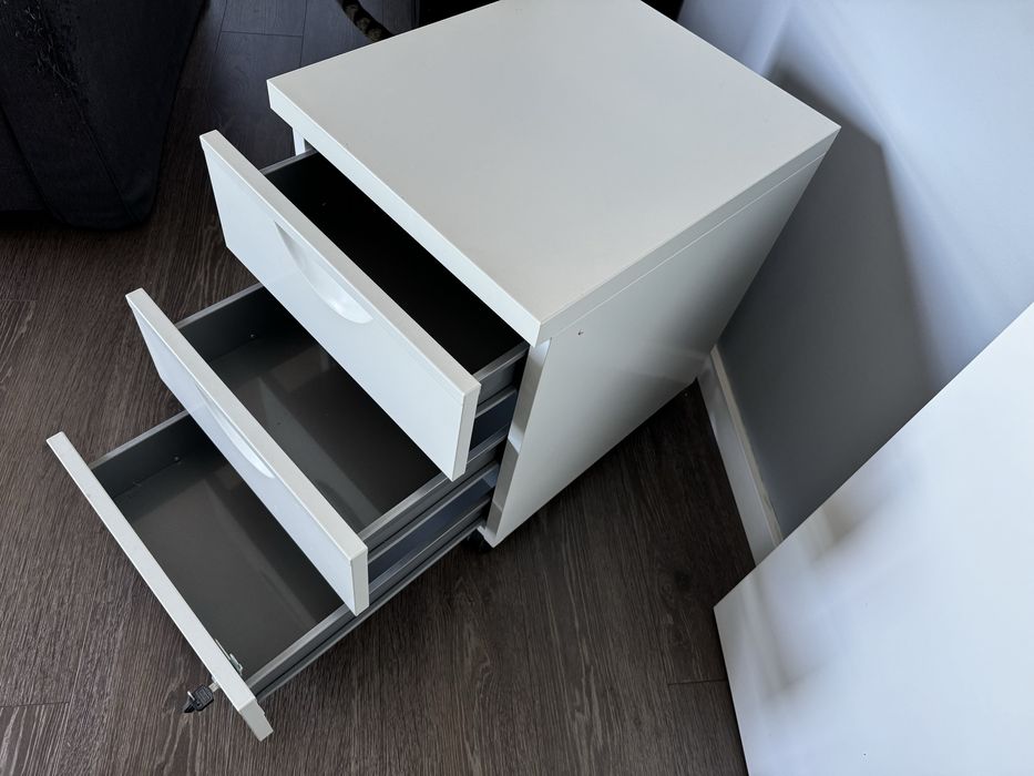 Móvel c/ 3 gavetas branco