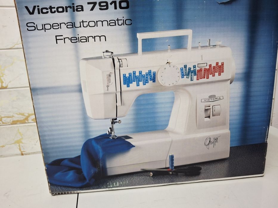 Wiktoria piękna maszyna do szycia
