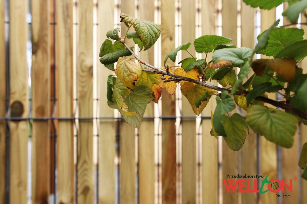 Przesłona ogrodzenia listwy drewniane