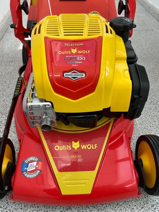 Maquina corta-relva da OUTILS-WOLF, modelo RM46BO (NOVA)
