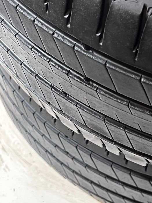 Pneus Michelin Latitude Sport 3 - 235/55/18 - Excelentes