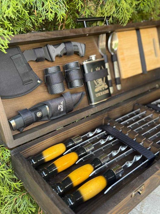 Стильный подарок на юбилей мужчине – шампура ручной работы в кейсе