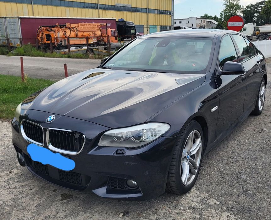 BMW Seria 5 BMW 550I XDrive 520 KM