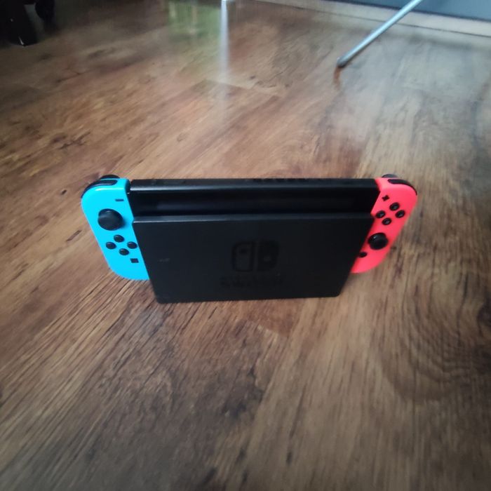 Nintendo Switch V2 64gb