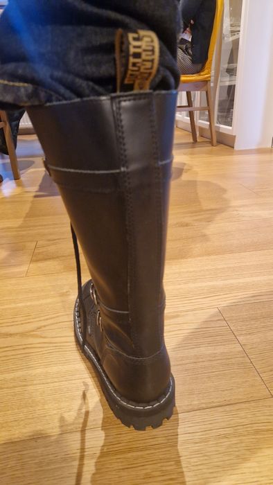 Glany Steel roz 42 20 dziurek nowe