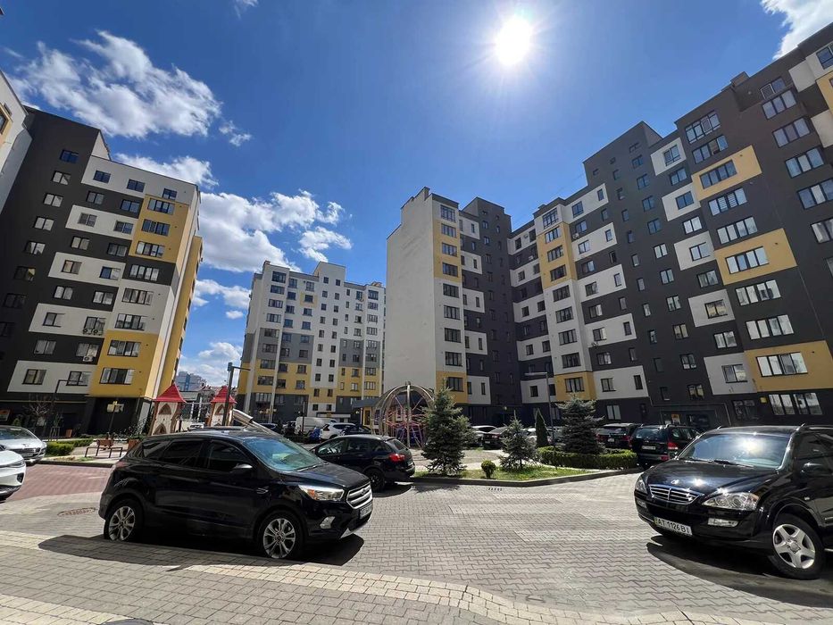 Видова двокімнатна біля озера та парку