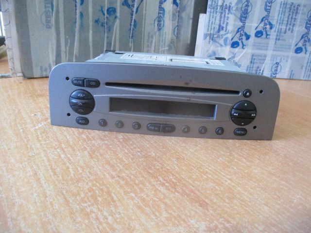 Rádio / auto-rádio ALFA ROMEO 147 (937_)