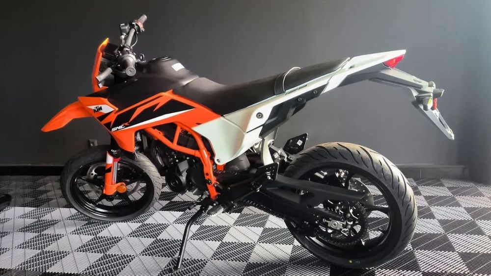 KTM