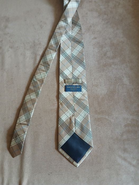 Краватка Lloyd Attree & Smith.100% шовк