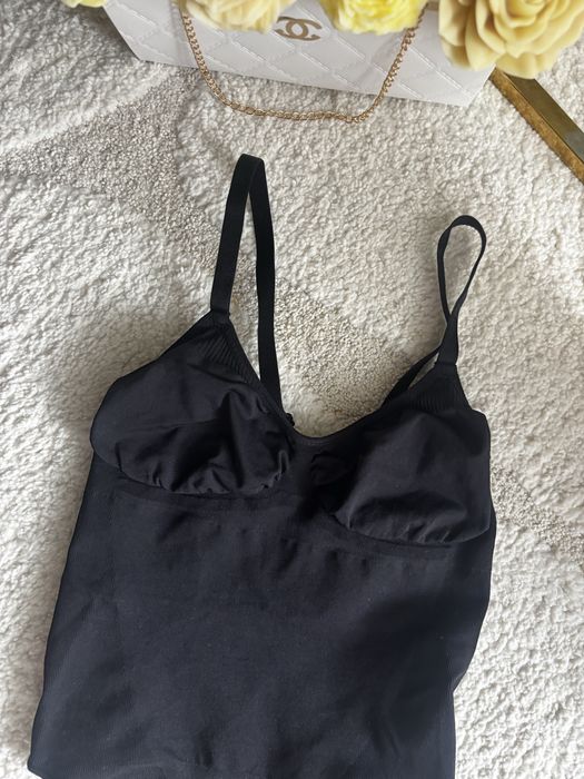 Body gym glamour modelujace czarne