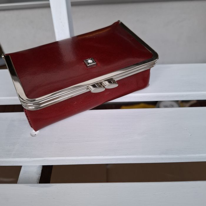 Kosmetyczka skórzana Versus, model Paris 170