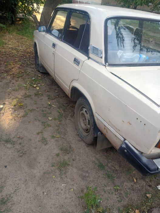 Продам автомобиль ваз 2107,