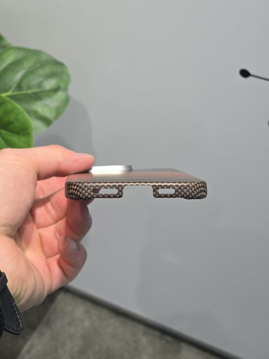 Чохол Pitaka iPhone 16 Pro Max