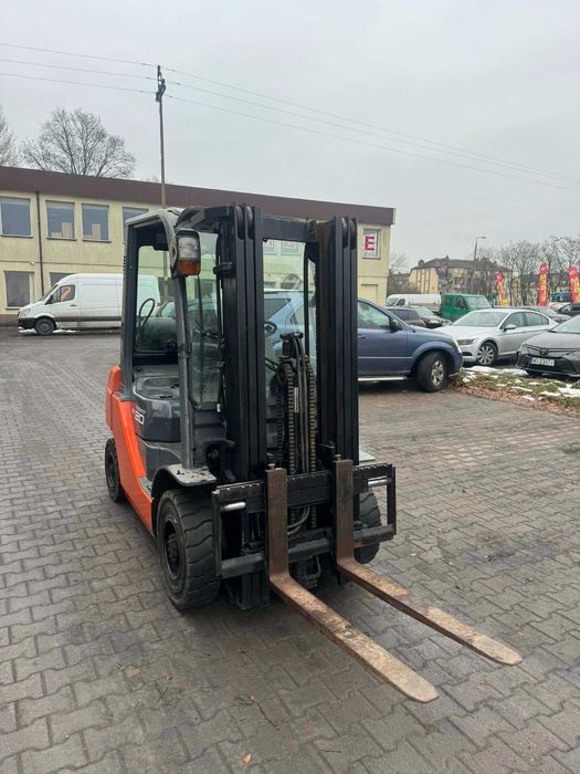 Wózek widłowy TOYOTA 02-8FGF20 2000KG LPG 4.3m 2013r 7500mth