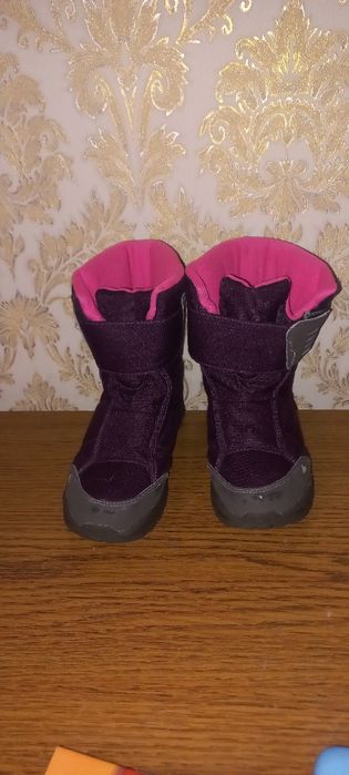 Продам зимові термо сапожки для дівчинки