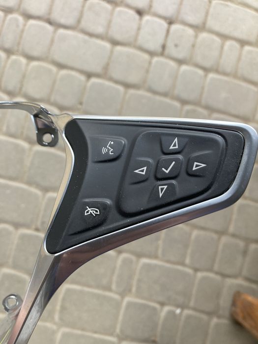 Кнопки керма Chevrolet Bolt, Volt