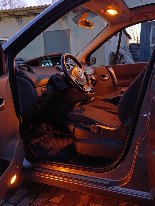 Renault Scenic II 2008 року 1.5 Дизельний Рено Сценік