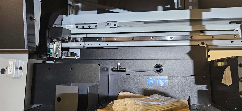 Ploter Mimaki UCJV 150-160 UV LED druk i cięcie, niski przebieg,12m gw