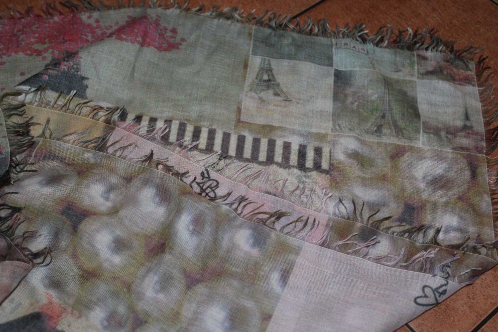 Włoska apaszka damska