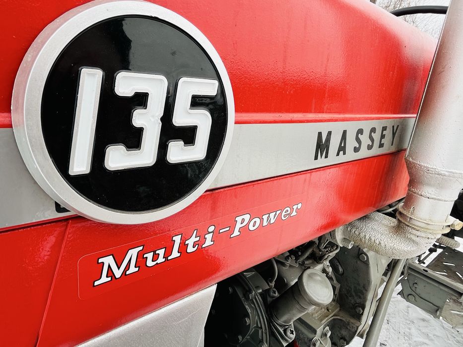 Massey Ferguson 135, 255