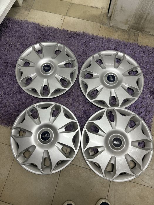 Tampoes Ford Transit Connect