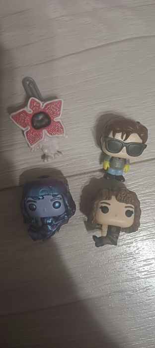 Продам іграшки з кіндерів або дрібні