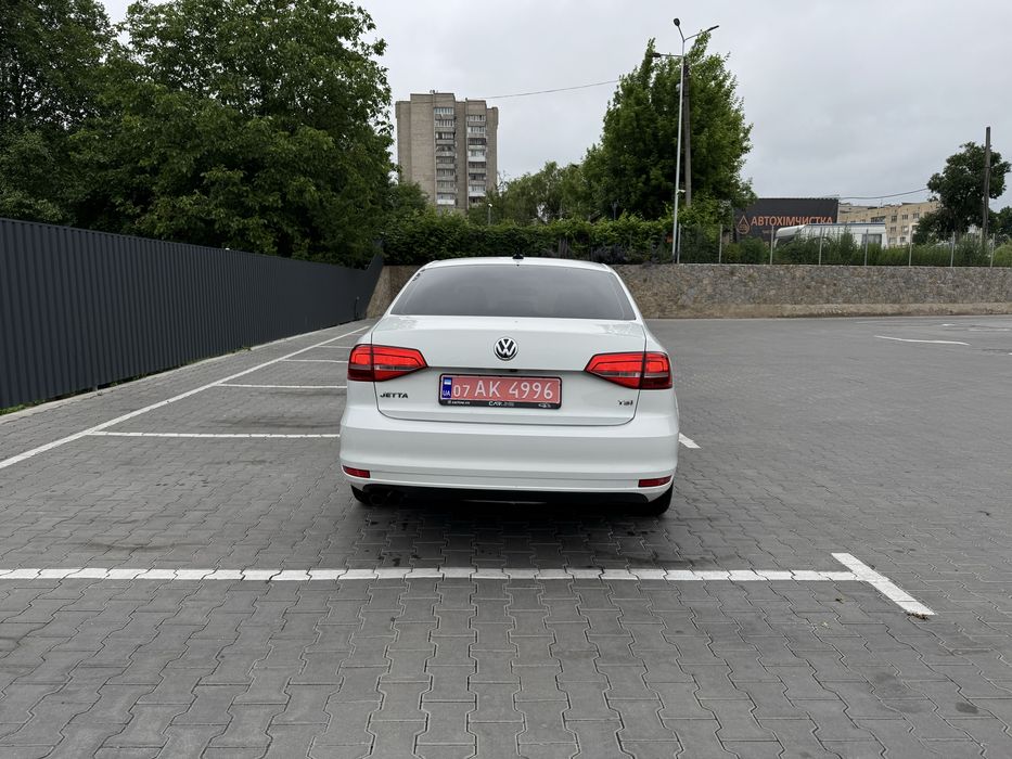 Volkswagen jetta 2015 года