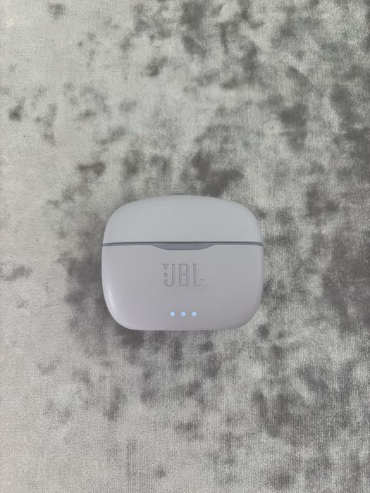 Earbuds / Fones - JBL 215 TWS