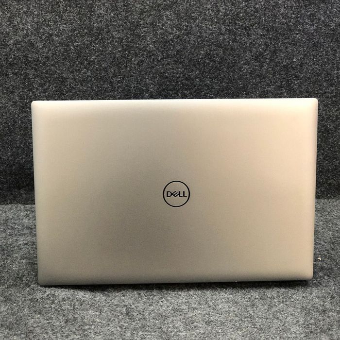 DELL Precision 5490 14" Touch Ultra 9 185H/64GB/512GB/RTX 2000 Ada
