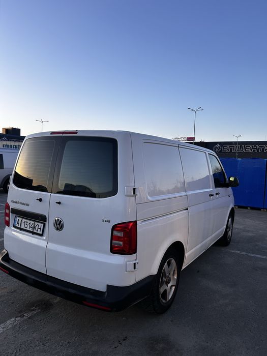 Продам Volkswagen Transporter 2016