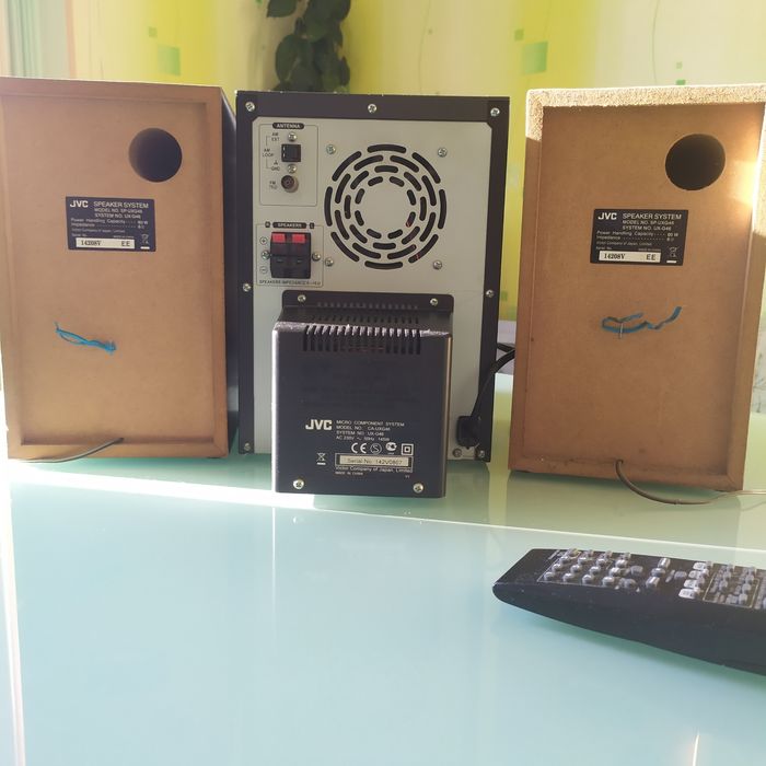 Продам музыкальный центр JVC CA-UXG46