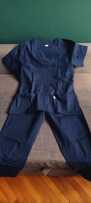 Scrubsy medyczne rozmiar S niebieski i granatowy