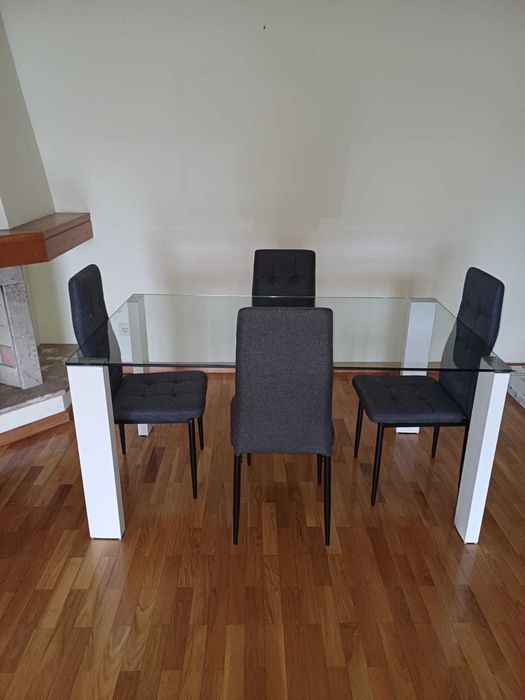 Mesa de Jantar de vidro