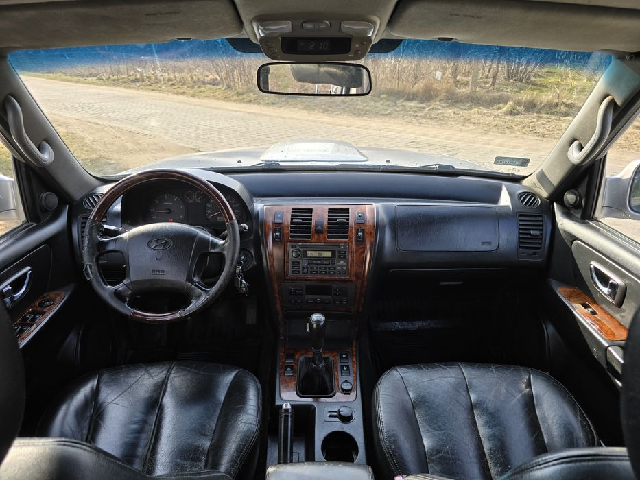 Hyundai Terracan 2.9 Diesel/ manual/ skóry/ 4x4/ Mteki/ sprawny