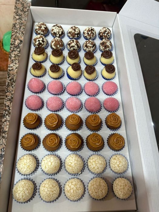 Doces e salgados tudo o que precisa para um bom momento