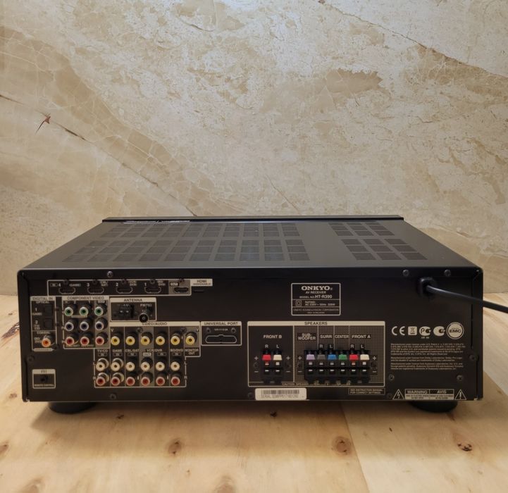 Onkyo HT-R390 — AV-ресивер