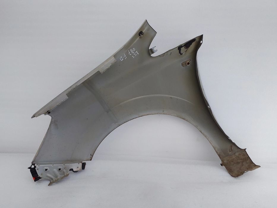 Guarda-lamas direito OPEL Zafira B (A05)