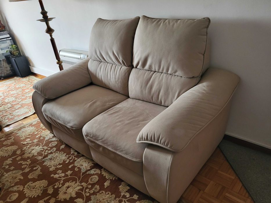 Sofá 2 lugares semi-novo