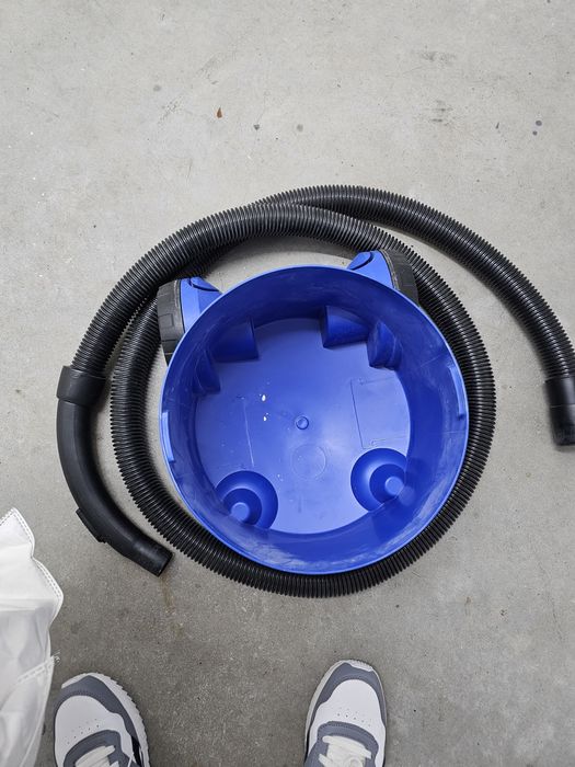 Aspirador Nilfisk buddy ii 12