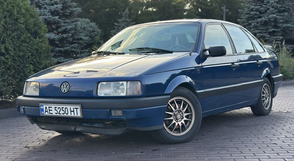Продам Volkswagen Passat 1989 1.8 газ/бензин  механика супер состояние