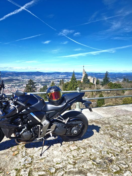 Honda CB 1000R Preto integral - como nova